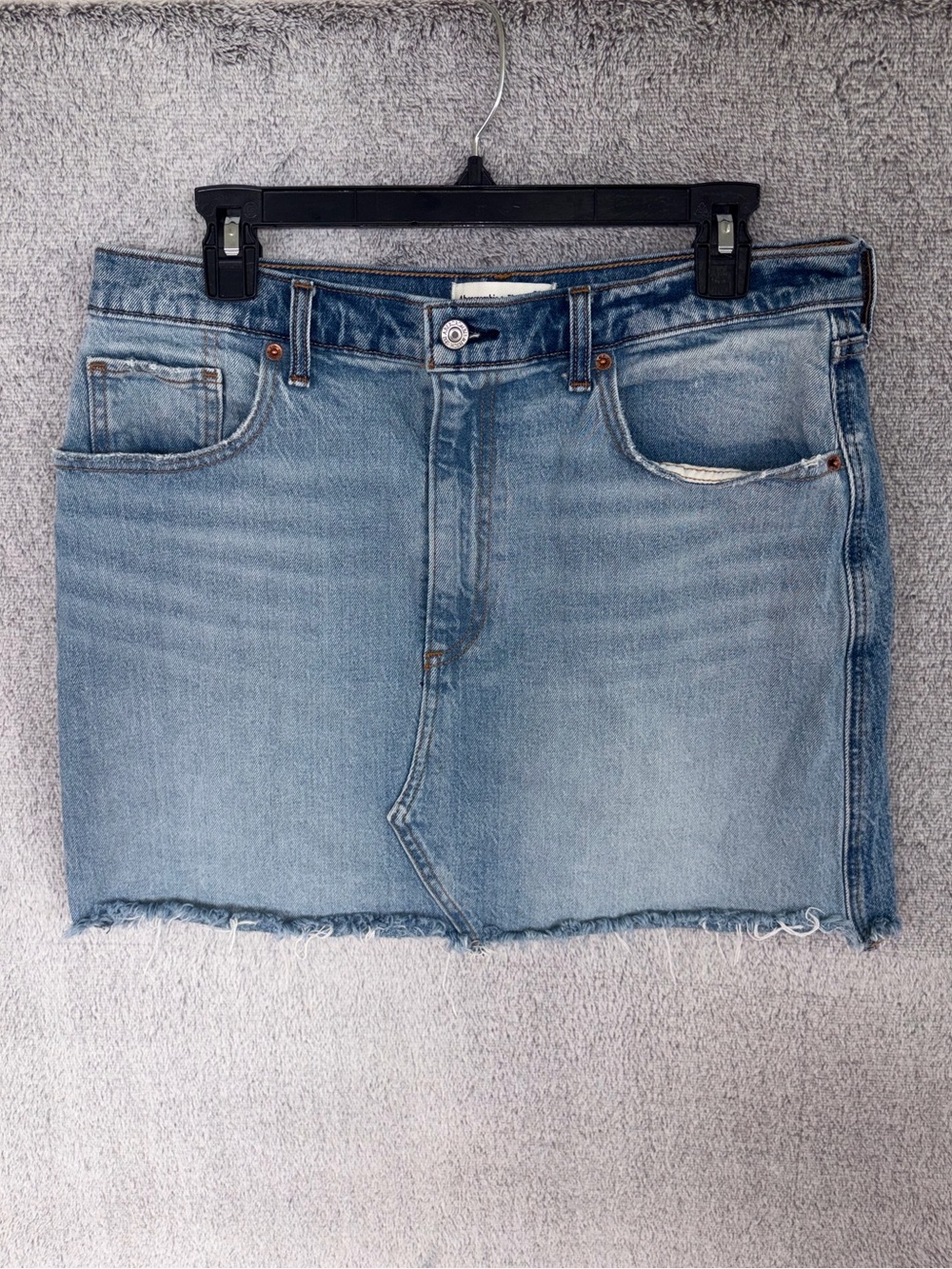 Abercrombie & Fitch Light Blue Denim Mini Skirt size 14